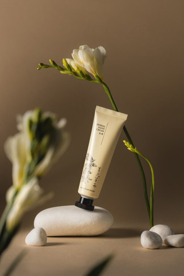 생원허브 모이스처 핸드크림 (불수귤 나무 향)